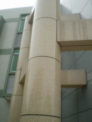 鋁單板、鋁扣板、鋁天花與氟碳噴涂板的綜合應(yīng)用——佛山市加拉大建材助力室內(nèi)外裝飾裝修工程